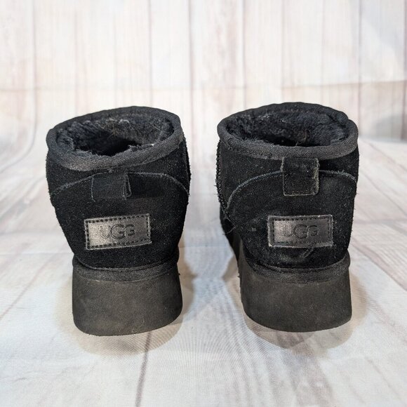 UGG Classic Mini Platform Boots - Black Women's Size 8 - Picture 4 of 9